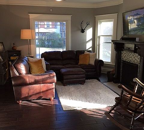 4th image of 1066 Lake Dr SE