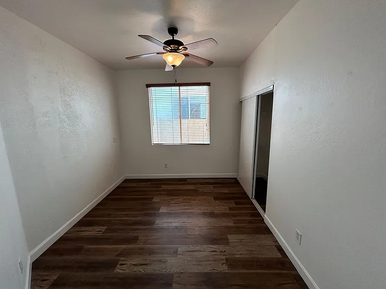7325 W Ellis St — Photo 10