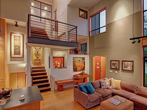 Living Room | Up