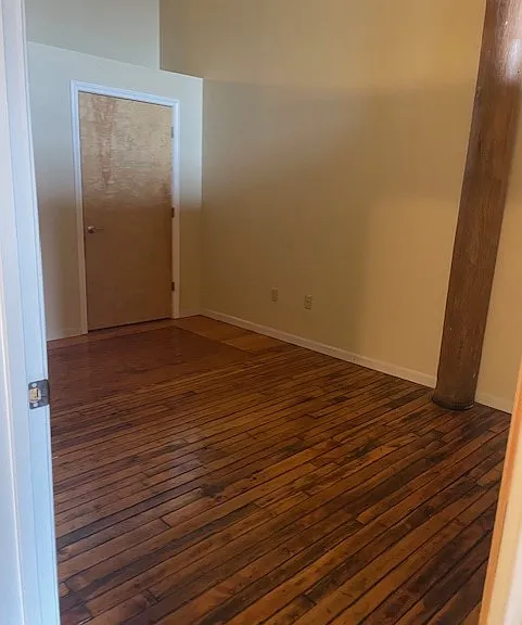Victoria Riverside Townhouse Lofts — Photo 59