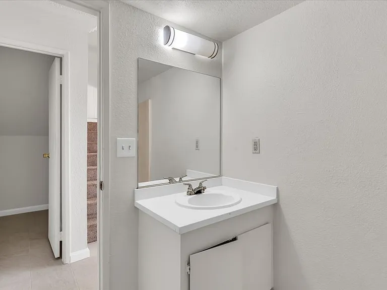 8922 I Ave #3 — Photo 10