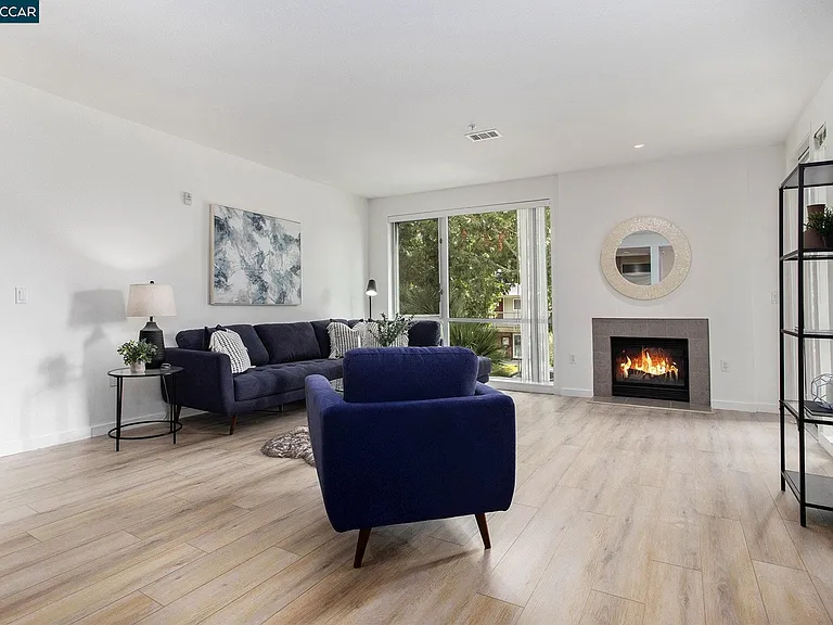 1655 N California Blvd #228 — Photo 3