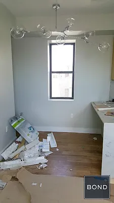 Rented by Bond New York | media 23