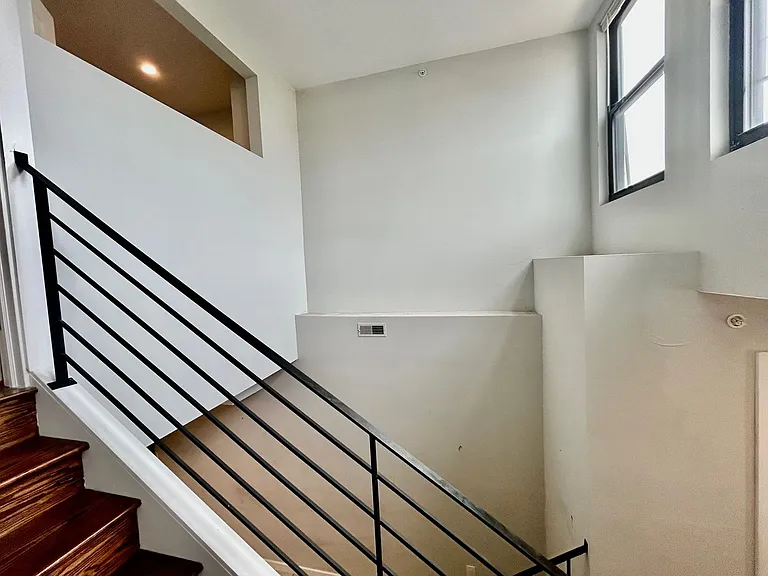 4811 Walnut St — Photo 12