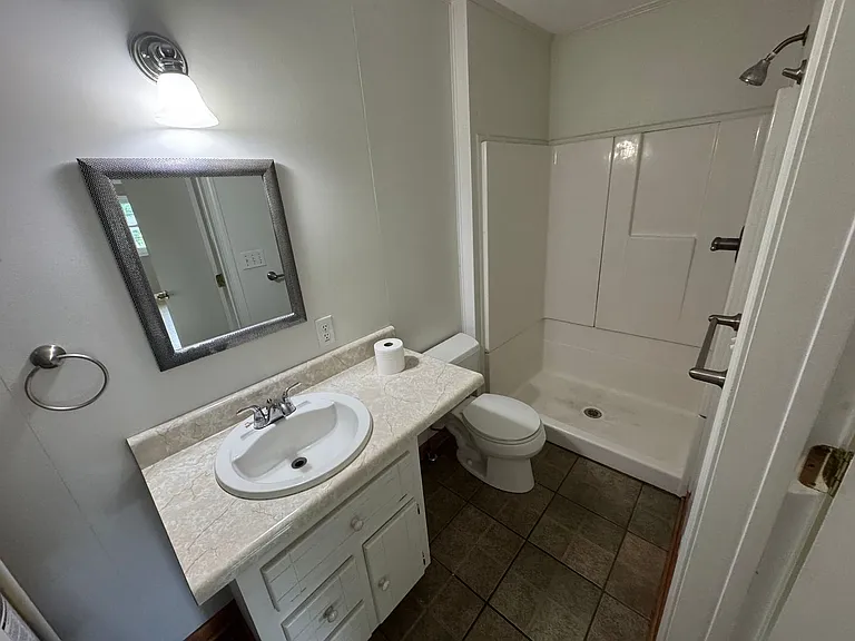 2703 Lakeridge Cir NW — Photo 12