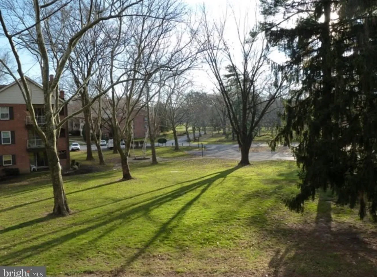 2 bed, 1179 sqft, $2,200 — Photo 3