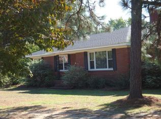 309 Locust St, Hamlet, NC 28345