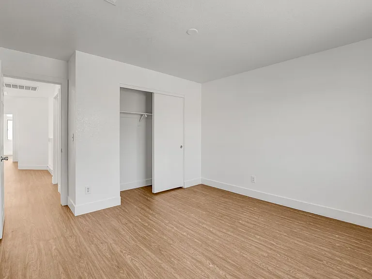 8005 Vision St — Photo 34