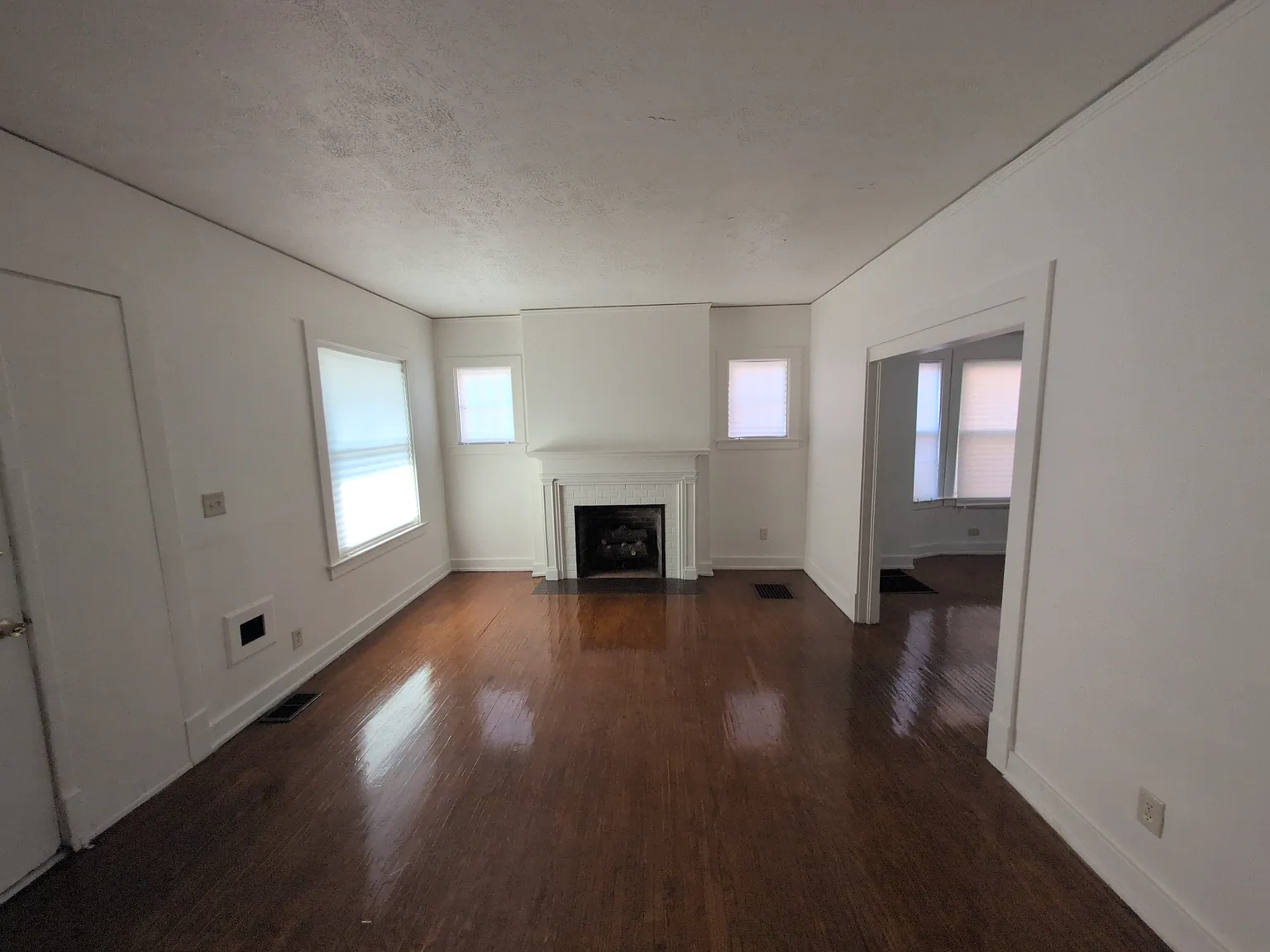 223 S 41st St — Photo 2