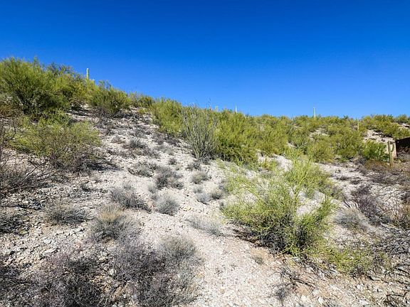 2nd image of 6036 E Roadrunner Haven Pl
