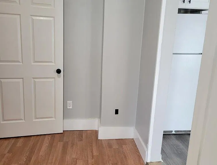 94 Main St #6 — Photo 8