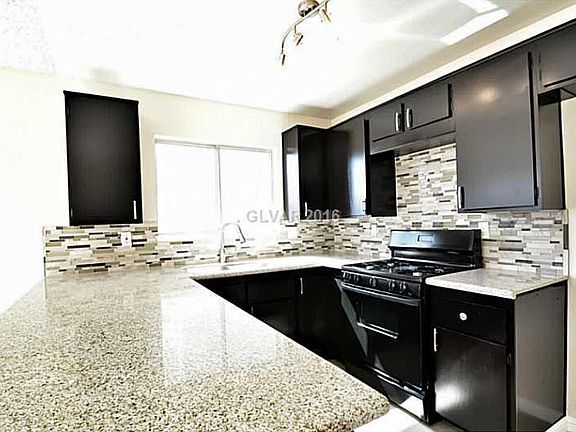 4th image of 3821 Kellogg Ave