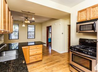 1954 W George St #2F, Chicago, IL 60657
