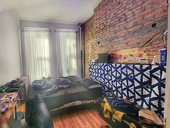 Rented by RELEASE NY