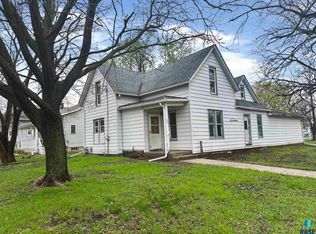 304 N Bartlett St, Canton, SD 57013