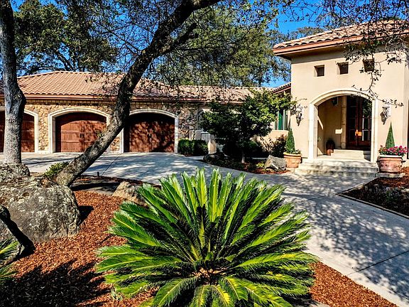 3rd image of 9504 Monte Sereno Ct