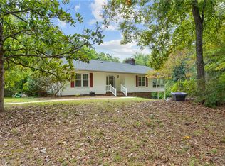572 Boggs Ranch Rd, Graham, NC 27253