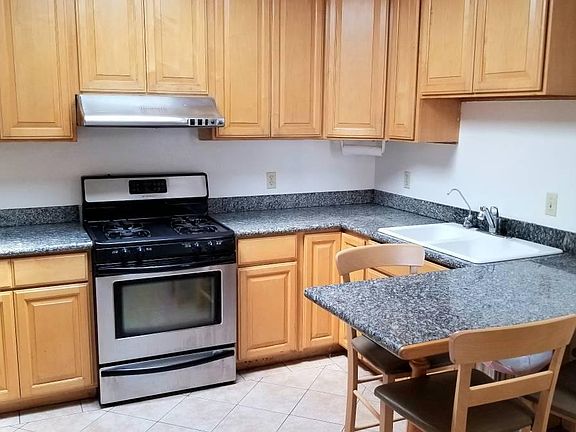 4th image of 238 Naglee Ave #A