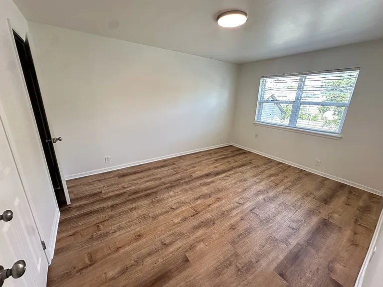 1201 S Rockford Ave #11 — Photo 7