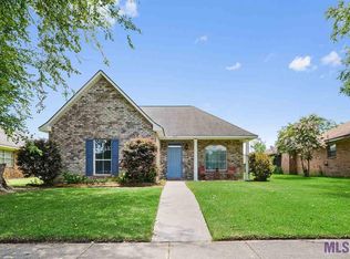 3824 Yosemite Dr N, Baton Rouge, LA 70814