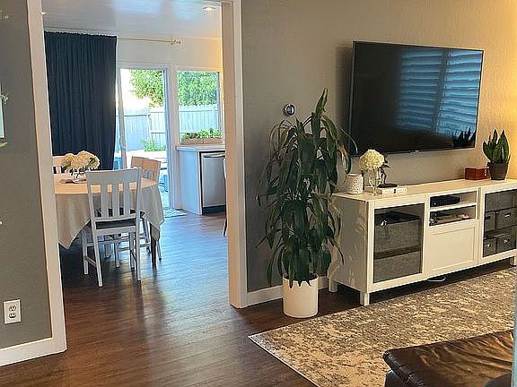 No transitions in flooring