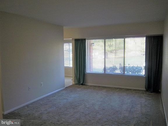 3rd image of 9557 Coggs Bill Dr