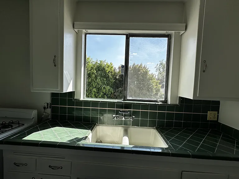 10250 W Camarillo St #15 — Photo 13