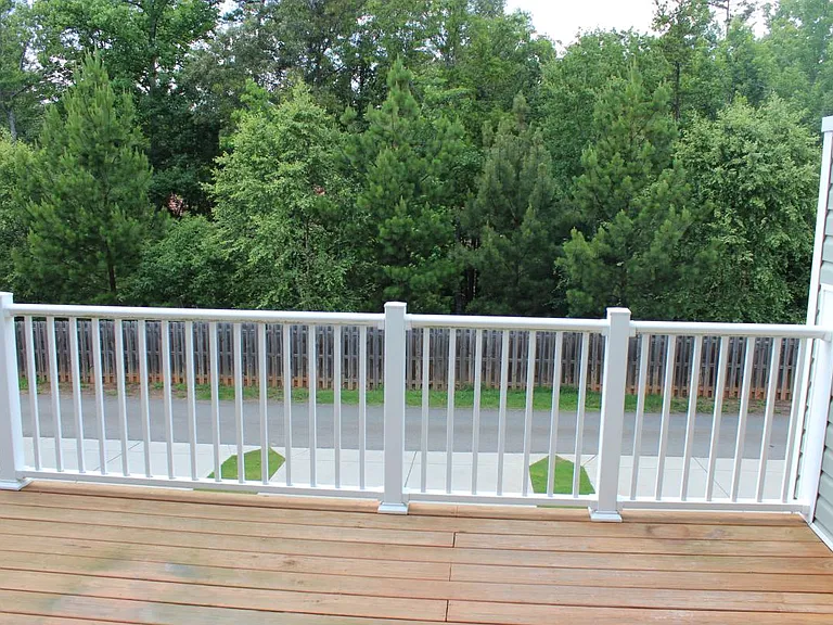 9938 Evergreen Terrace Dr — Photo 10