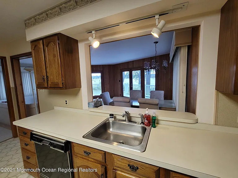303 Clubhouse Rd — Photo 70