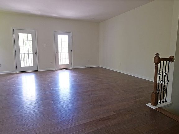 4th image of 448 Broad Hill Trl #43