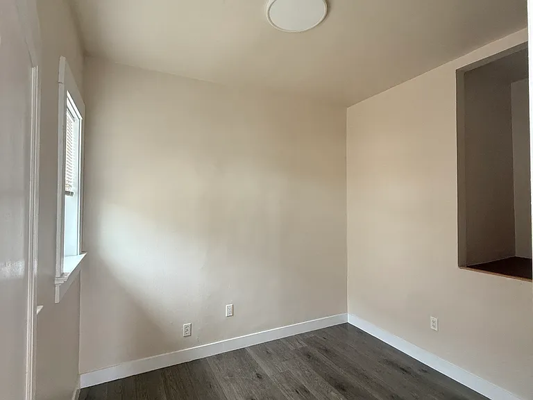 1630 3rd Ave #2 — Photo 7