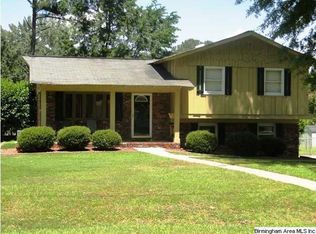 912 Crestview Ln, Adamsville, AL 35005