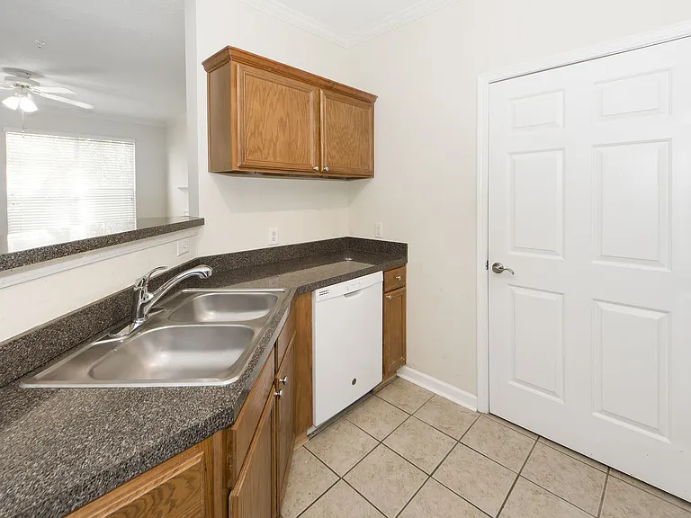 45 Sycamore Ave #1126 — Photo 7