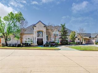 2304 Panorama Ct, Arlington, TX 76016
