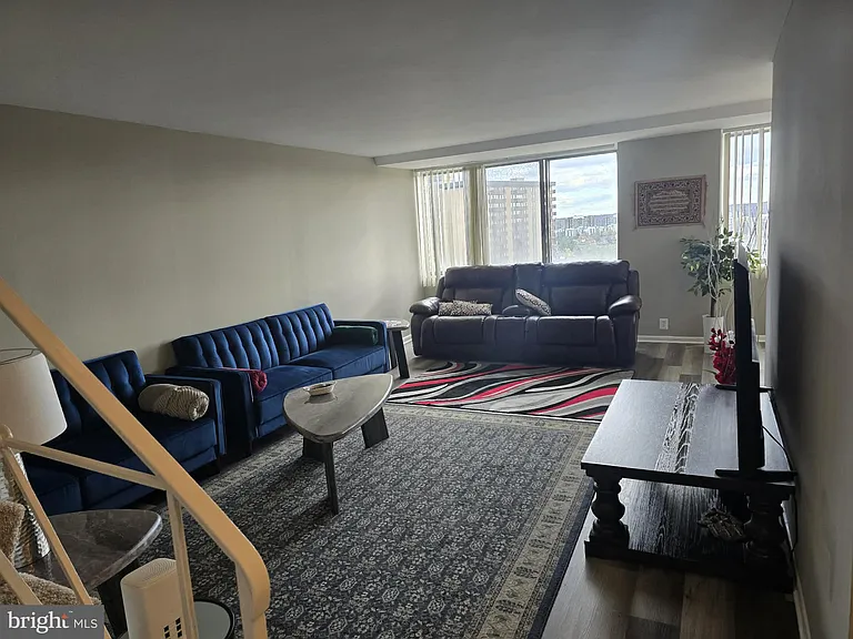 301 N Beauregard St #1002 — Photo 8