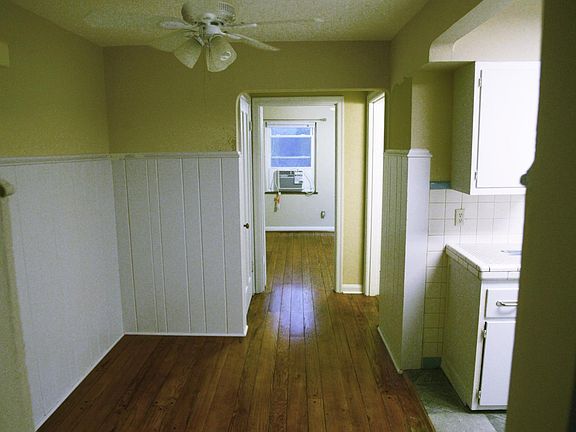 3rd image of 2813 Lawndale Ave APT 1