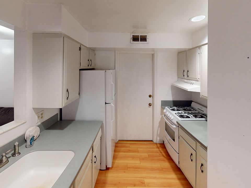 1st image of 96 Sheridan St #1