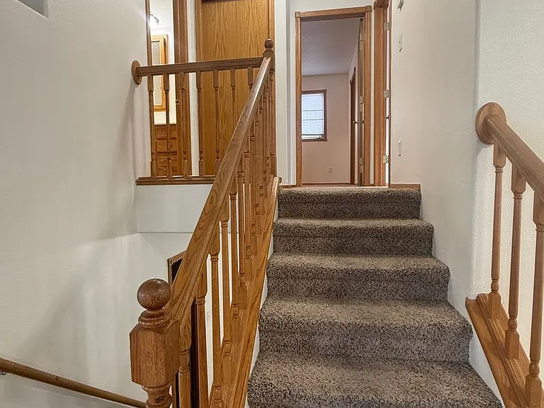3029 Stonewall Dr — Photo 9