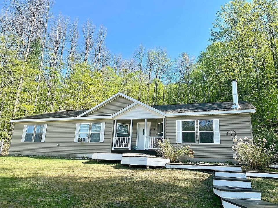 1st image of 10400 Pickerel Lake Rd