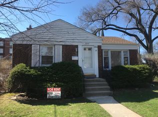 8050 Elmwood St, Skokie, IL 60077