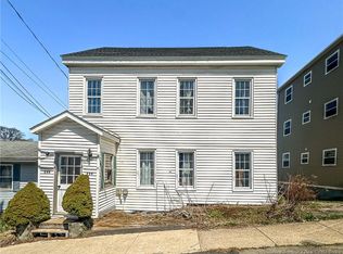 228 Watson St #226, Saint John, NB E2M 1G8