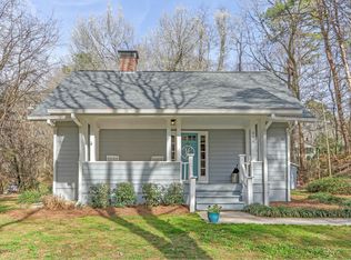 676 Lakeview Dr, Gainesville, GA 30501