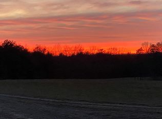 5AC Hitchin Post Dr, Jamestown, TN 38556