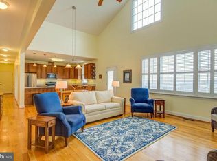 612 Parishville Rd, Gore, VA 22637