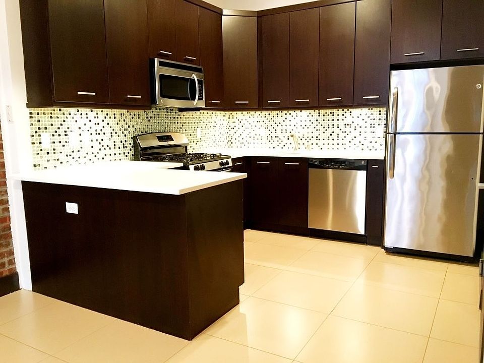 1st image of 2571 22nd St APT 3C