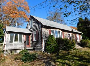 49 Conanicus Rd, Narragansett, RI 02882