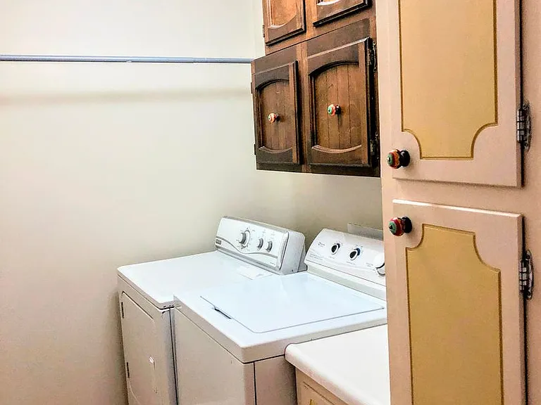 174 Woodstone Dr — Photo 14