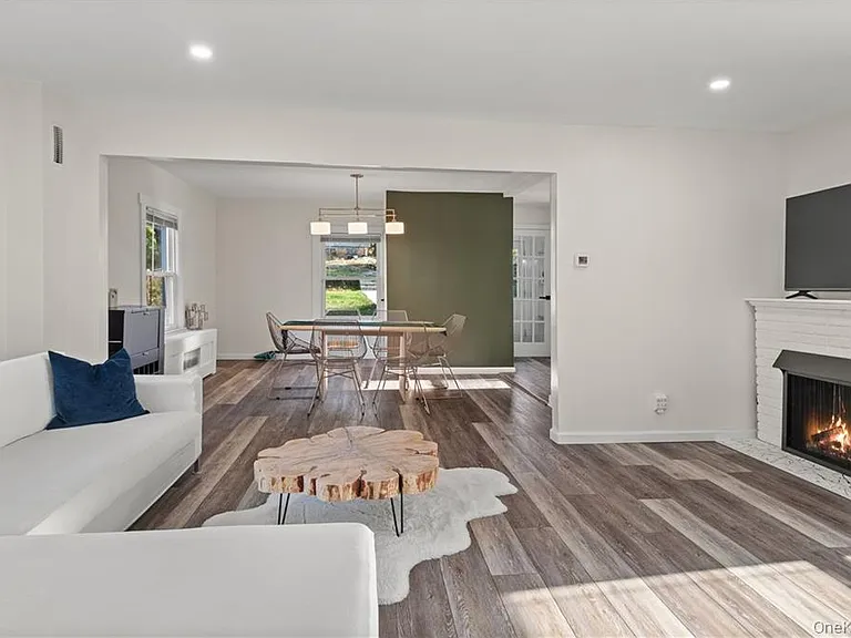 26 Woodfield Ter — Photo 8