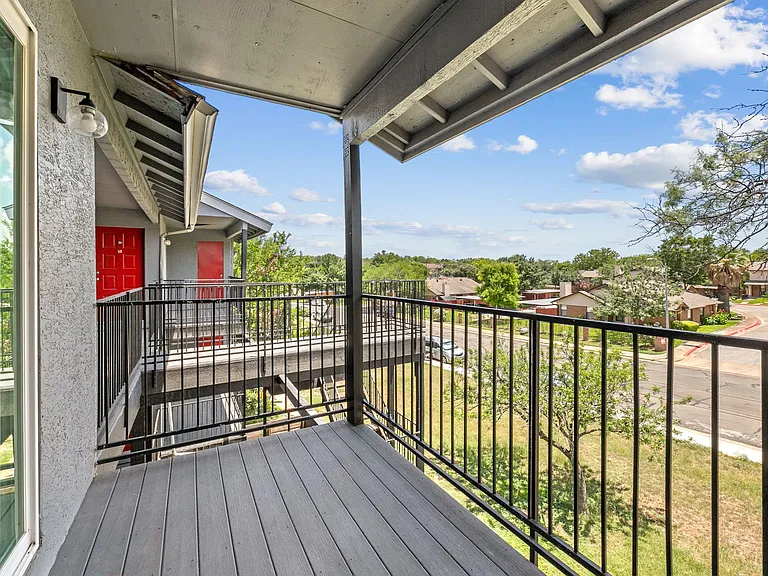 6812 S Congress Ave — Photo 20
