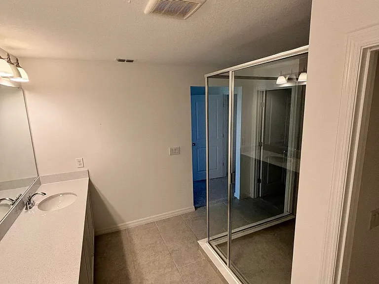 1838 Sanibel Dr — Photo 16